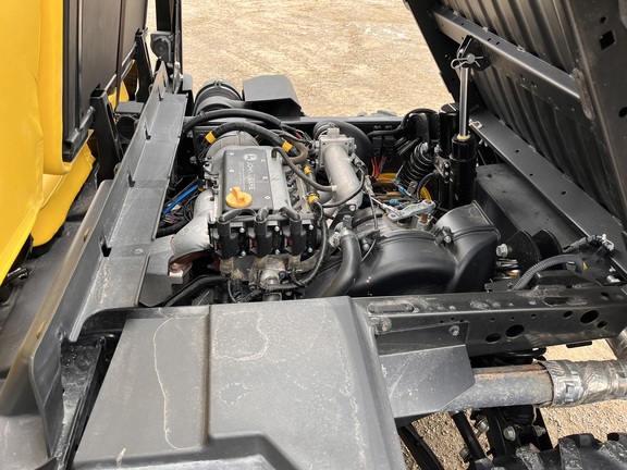 2019 John Deere XUV 835M ATV