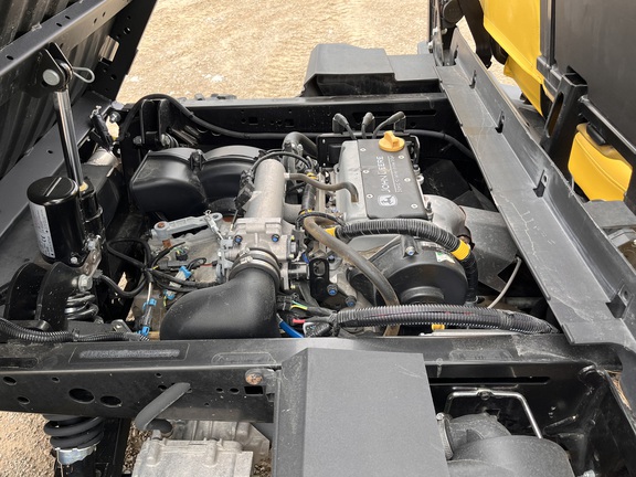 2019 John Deere XUV 835M ATV