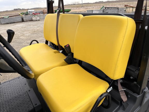 2019 John Deere XUV 835M ATV