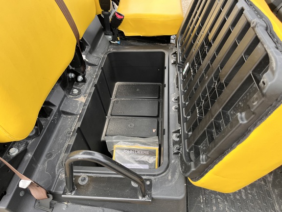 2019 John Deere XUV 835M ATV