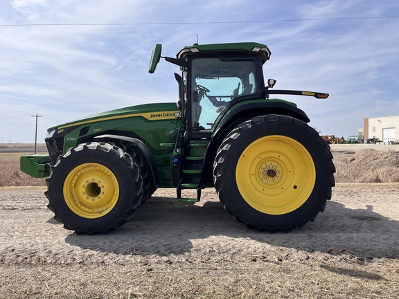 2025 John Deere 8R 340 Tractor