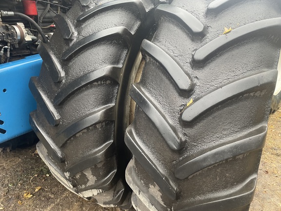 1996 New Holland 9882 Tractor 4WD