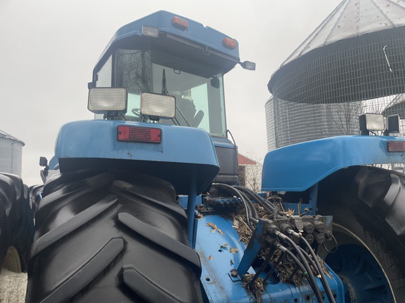 1996 New Holland 9882 Tractor 4WD