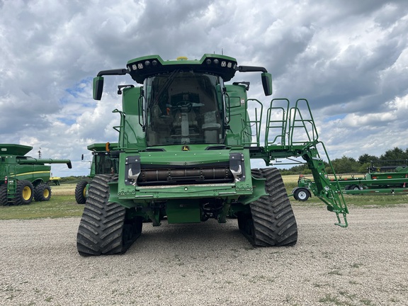 2023 John Deere X9 1000 Combine