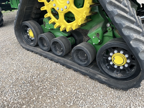 2023 John Deere X9 1000 Combine