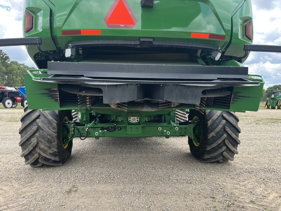 2023 John Deere X9 1000 Combine