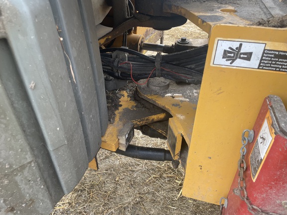 2000 John Deere 324H Compact Utility Loader