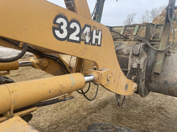 2000 John Deere 324H Compact Utility Loader