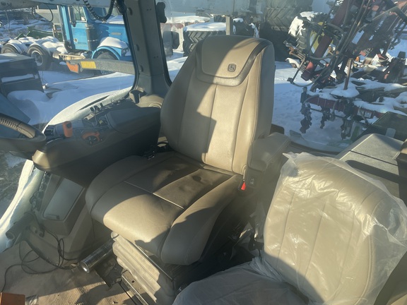 2025 John Deere 8R 370 Tractor