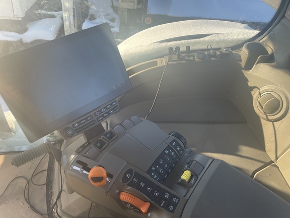 2025 John Deere 8R 370 Tractor