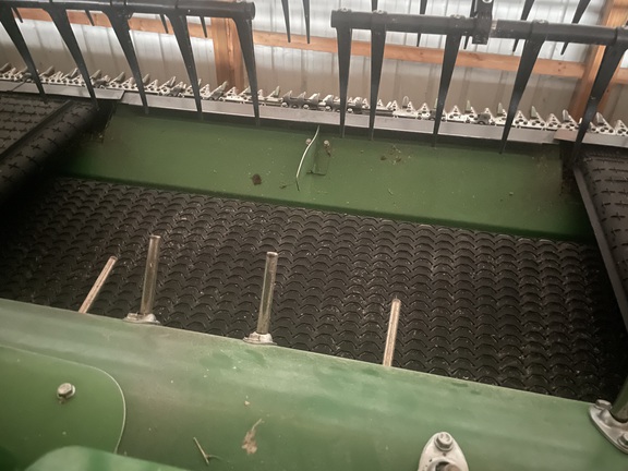 2024 John Deere RD40F Header Combine