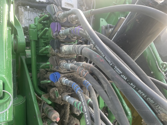 2018 John Deere 8370R Tractor