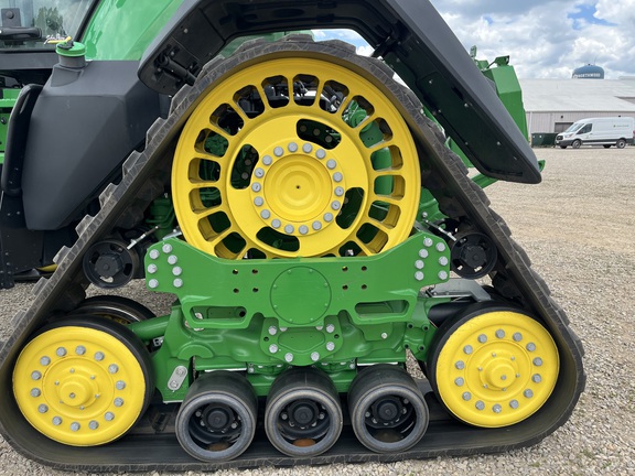2021 John Deere 8RX 410 Tractor Rubber Track