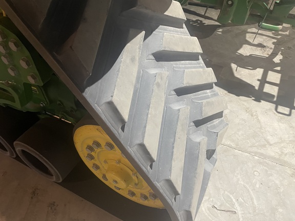 2021 John Deere 8RX 410 Tractor Rubber Track