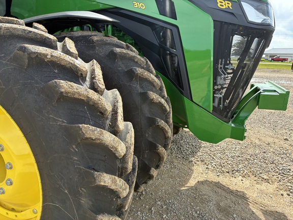 2025 John Deere 8R 310 Tractor