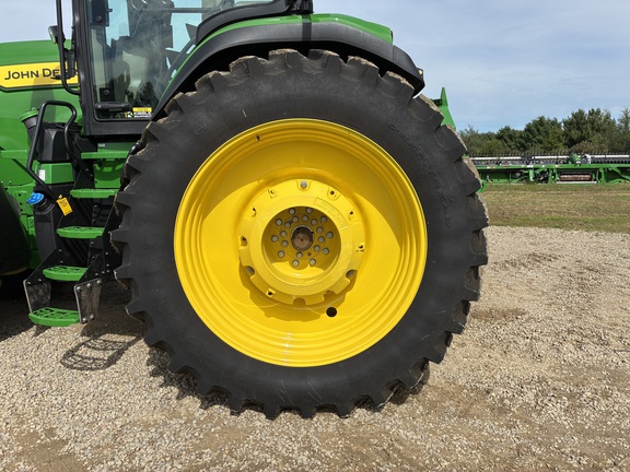 2025 John Deere 8R 310 Tractor