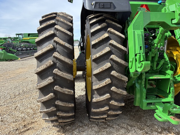 2025 John Deere 8R 310 Tractor