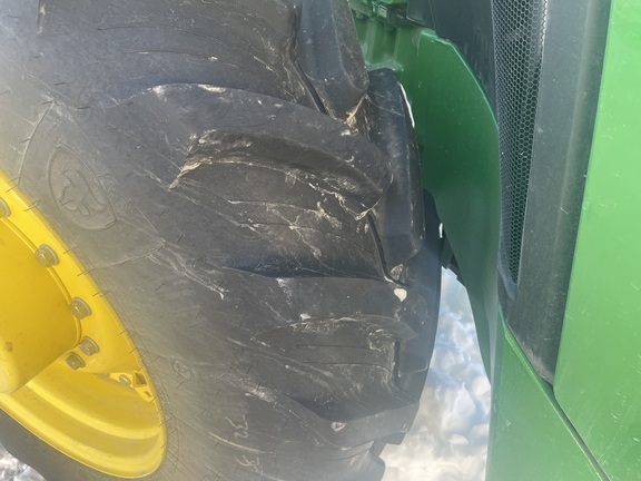 2025 John Deere 8R 250 Tractor