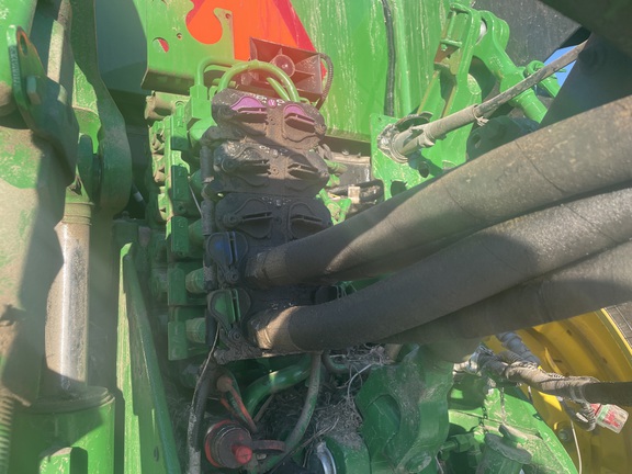 2025 John Deere 8R 250 Tractor