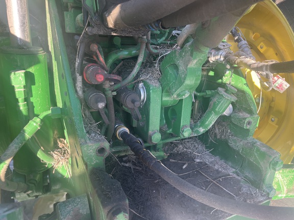2025 John Deere 8R 250 Tractor