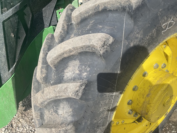 2025 John Deere 8R 250 Tractor
