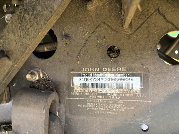 2016 John Deere X734 Garden Tractor
