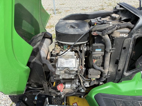 2016 John Deere X734 Garden Tractor