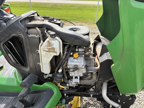 2016 John Deere X734 Garden Tractor