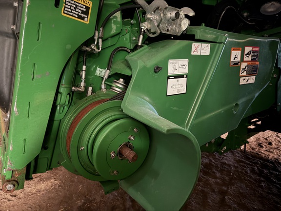 2022 John Deere S760 Combine