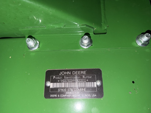 2022 John Deere S760 Combine