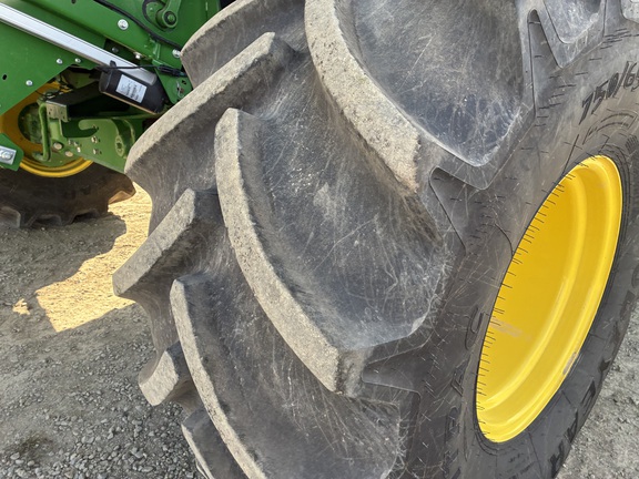 2022 John Deere S760 Combine