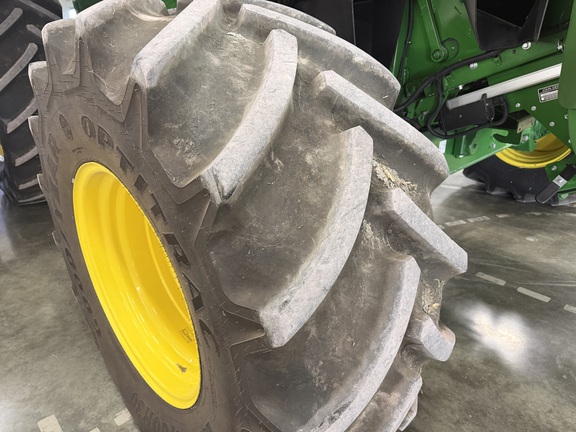 2025 John Deere S7 800 Combine