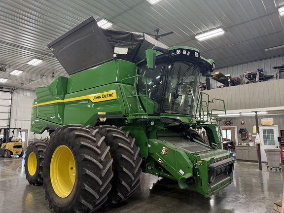 2025 John Deere S7 800 Combine