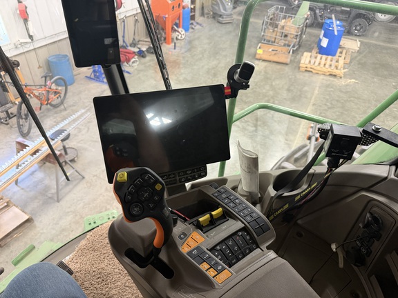 2025 John Deere S7 800 Combine