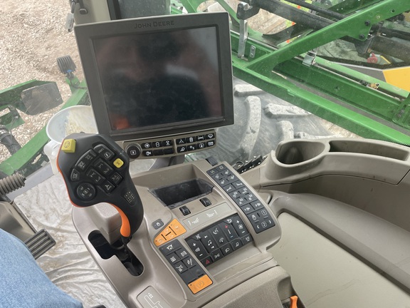 2024 John Deere 612R Sprayer/High Clearance