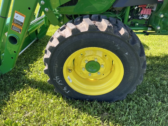 2023 John Deere 4066M Tractor Compact