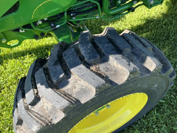 2023 John Deere 4066M Tractor Compact