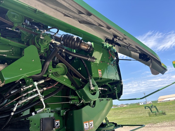 2023 John Deere S790 Combine