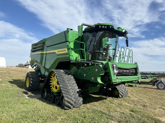 2022 John Deere X9 1000 Combine