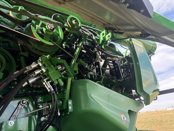 2022 John Deere X9 1000 Combine