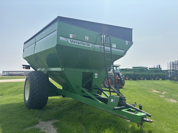 2009 Unverferth 8250 Grain Cart