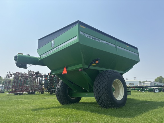 2009 Unverferth 8250 Grain Cart