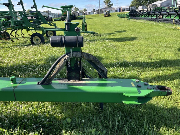 2015 John Deere 2210 Field Cultivator