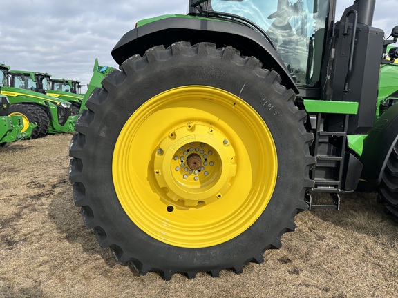 2023 John Deere 8R 310 Tractor