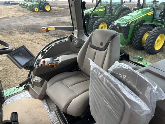 2023 John Deere 8R 310 Tractor