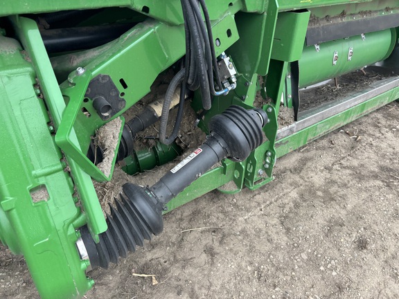 2023 John Deere RD40F Header Combine