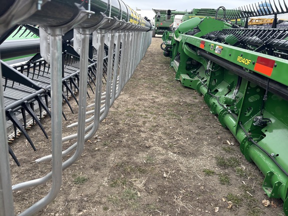 2023 John Deere RD40F Header Combine