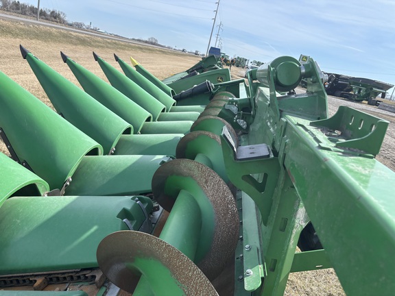 2023 John Deere C16F Header Corn Head