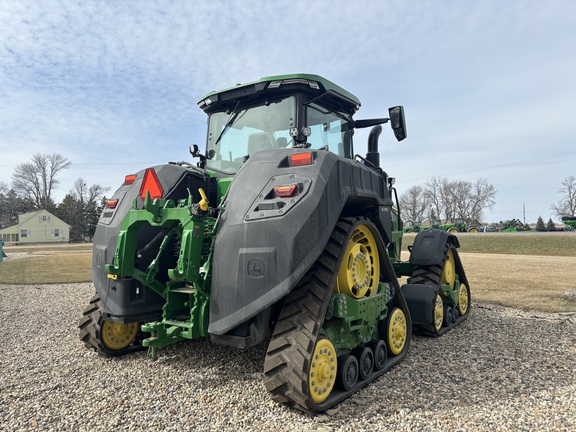 2023 John Deere 8RX 370 Tractor Rubber Track