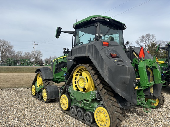 2023 John Deere 8RX 370 Tractor Rubber Track